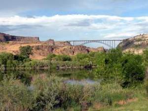 A photo of the Perrine Bridge from the Mogensen trail.