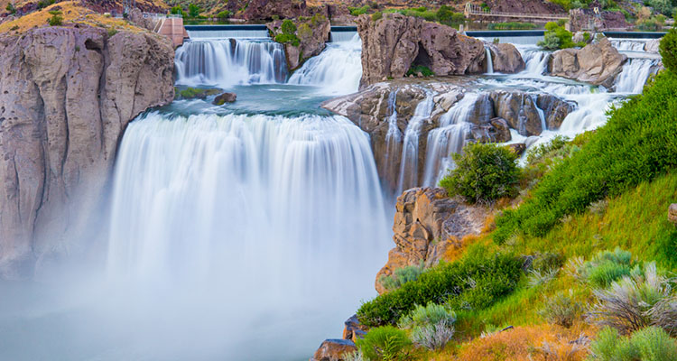 Idaho Falls, Idaho, has several natural falls, cascades, and rivulets in  the Snake River that runs through town