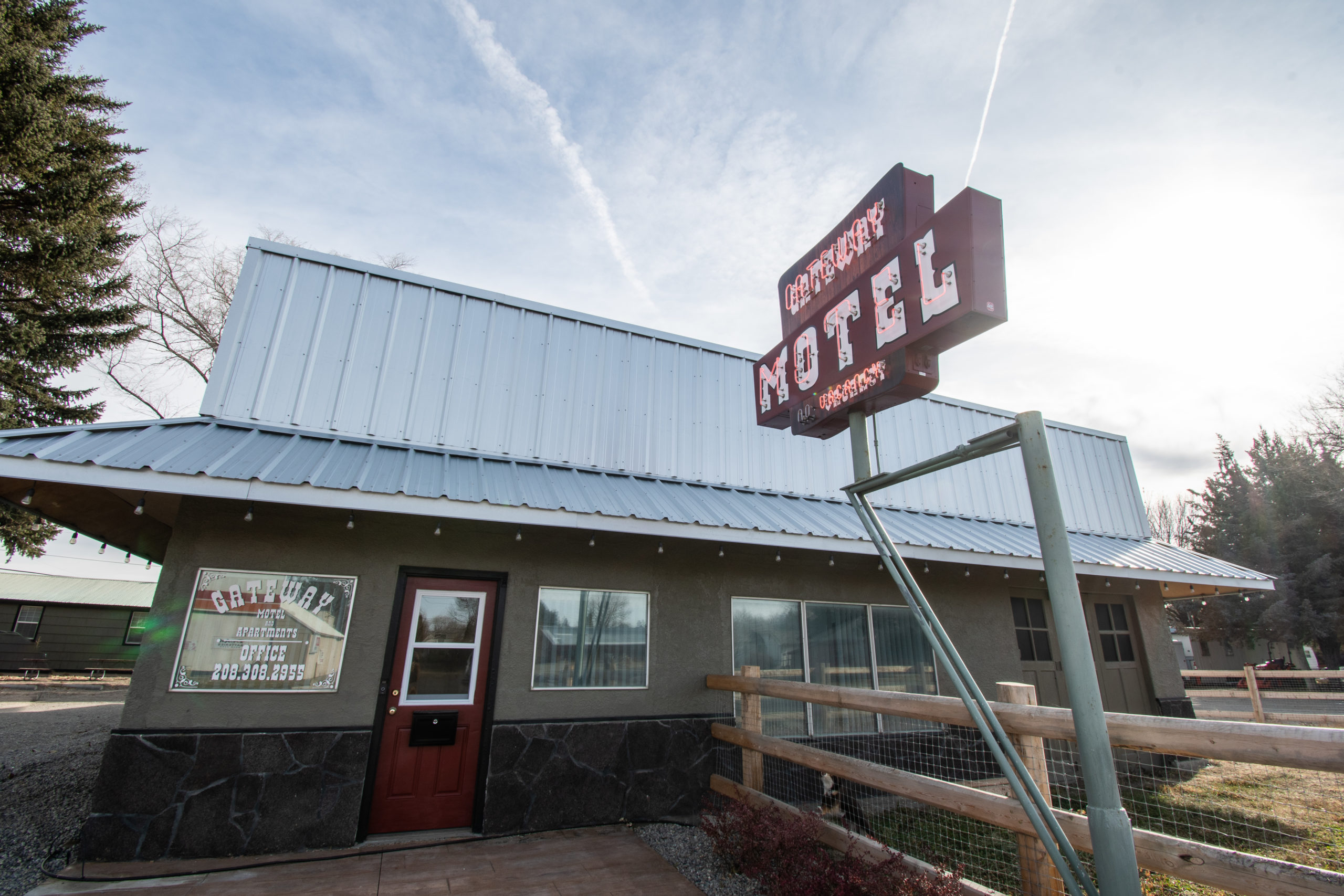 Gateway Motel, Shoshone Idaho, HWY 93