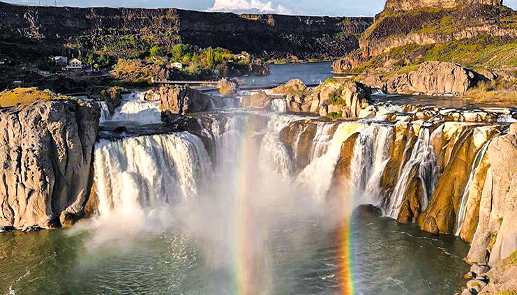 Shoshone Falls, double rainbow, medium to low waterflow, Spring