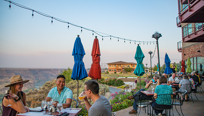 Elevation 486, Dining, Food, Snake River Canyon, Patio